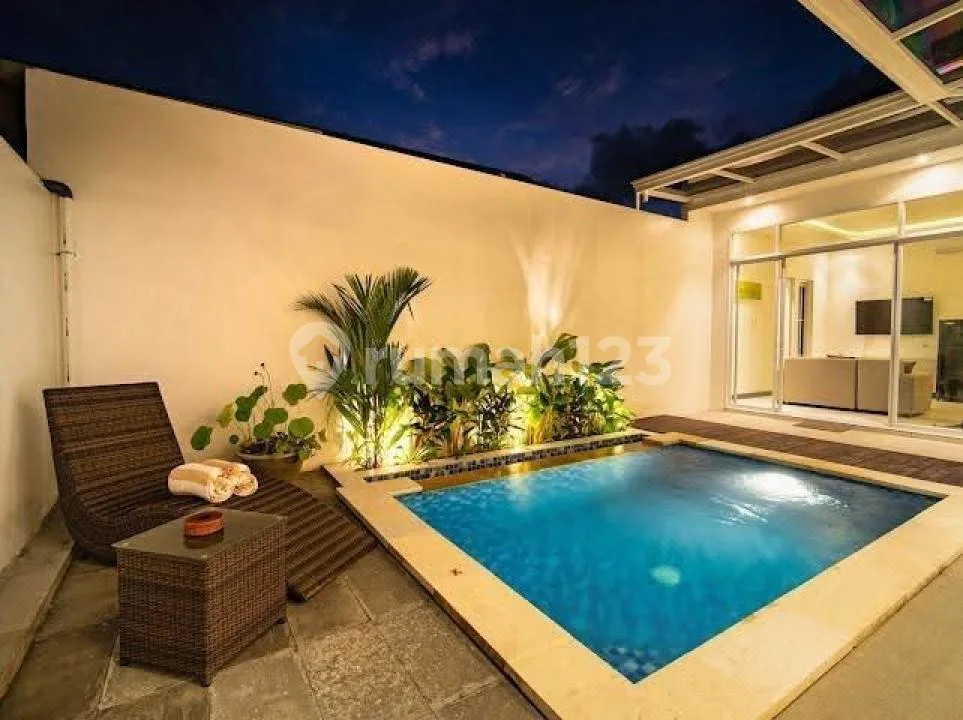 Villa Baru Lokasi Strategis Ada Kolam Renang di Lodtunduh - Image 2 of 4