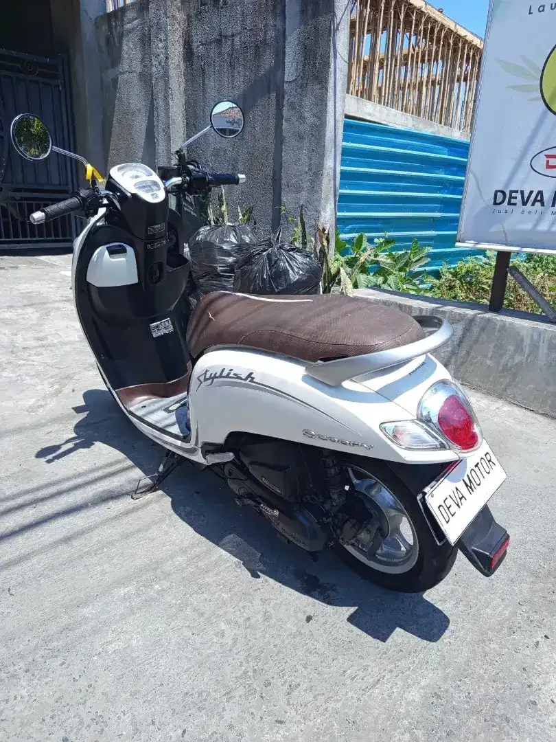 Scoopy 2019 putih Deva motor - Image 5 of 6