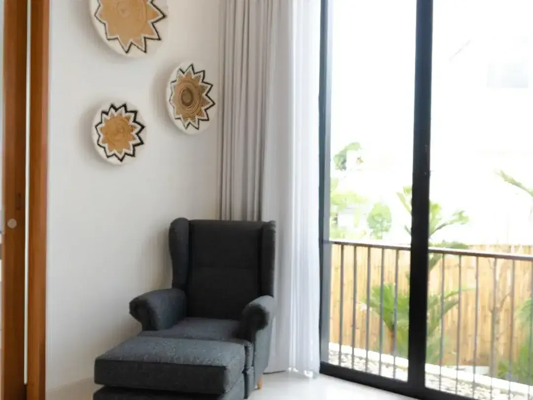 Dijual Vila Cantik Sudah Beroperasi (Airbnb) di Canggu, 8 Menit Ke Pantai Batu Bolong - Image 10 of 10