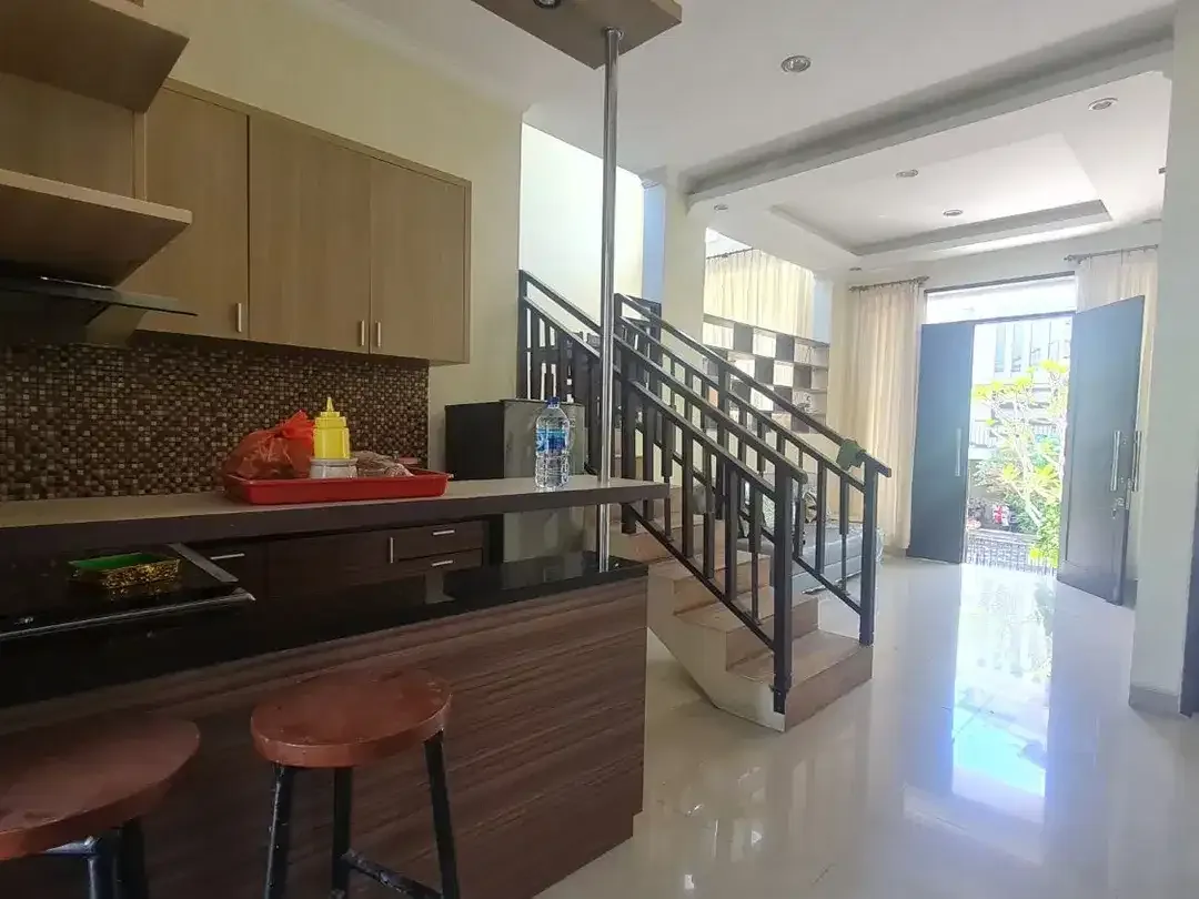 Disewakan Rumah Bagus area Renon - Image 8 of 10