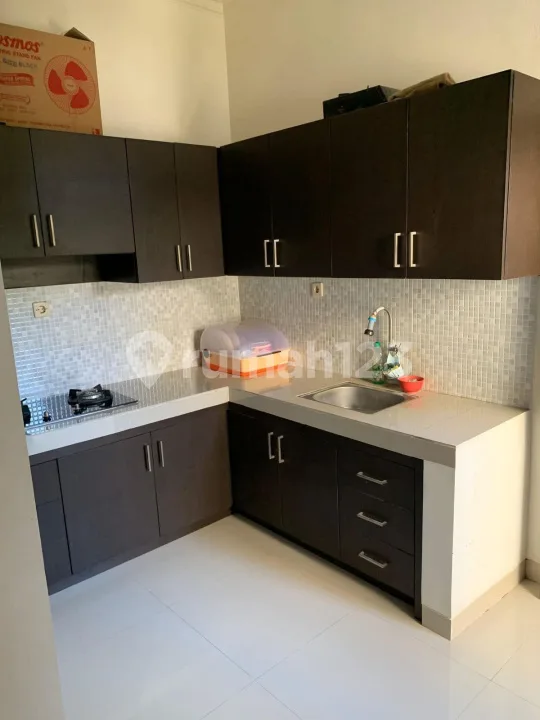 Rumah Siap Huni Minimalis 2Lantai Area Dekat ke Renon - Image 2 of 4