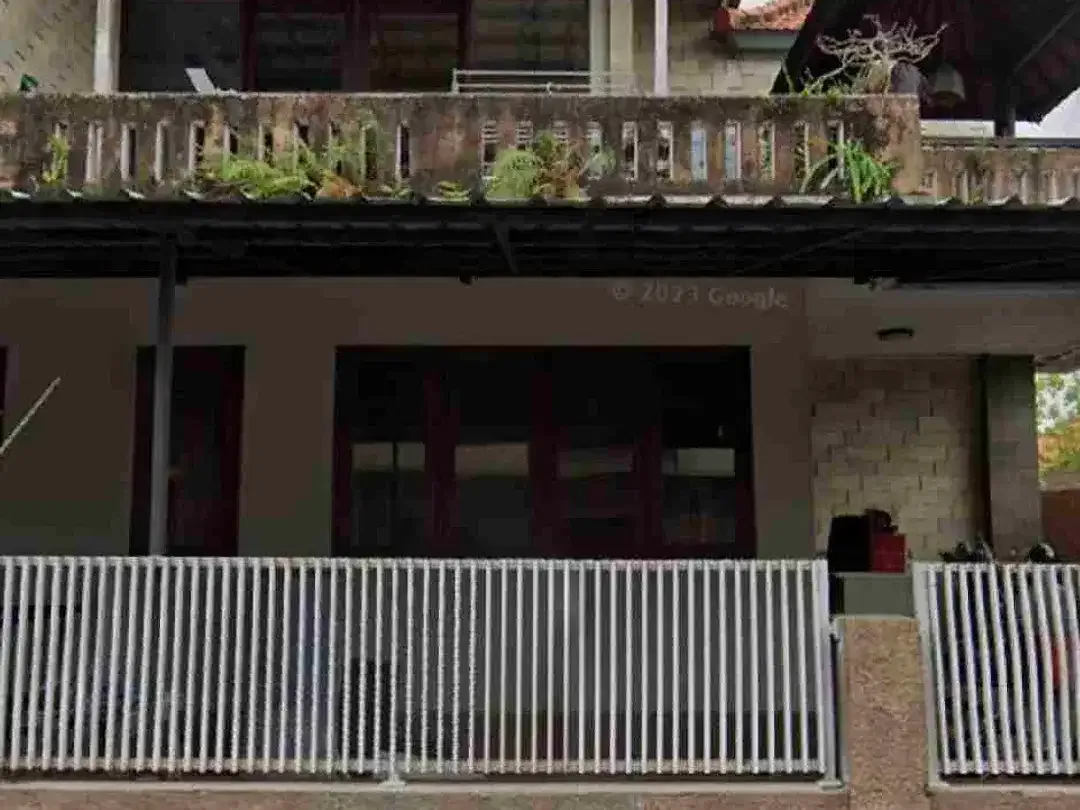 jual BU rumah luas 2,4 are & 2 lantai di jln.Cargo samping perumh Citraland denpasar - Image 4 of 10