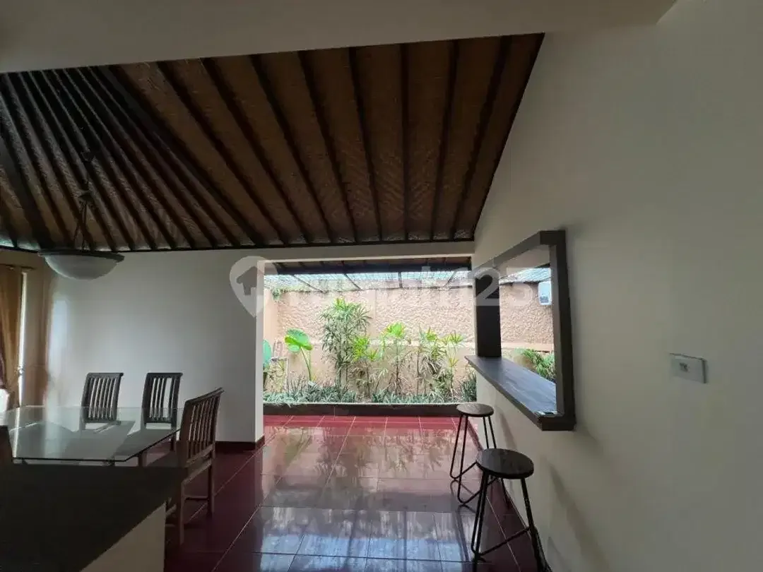 Villa Tradisional Tropis Cocok untuk Hunian Maupun Investasi - Image 2 of 8