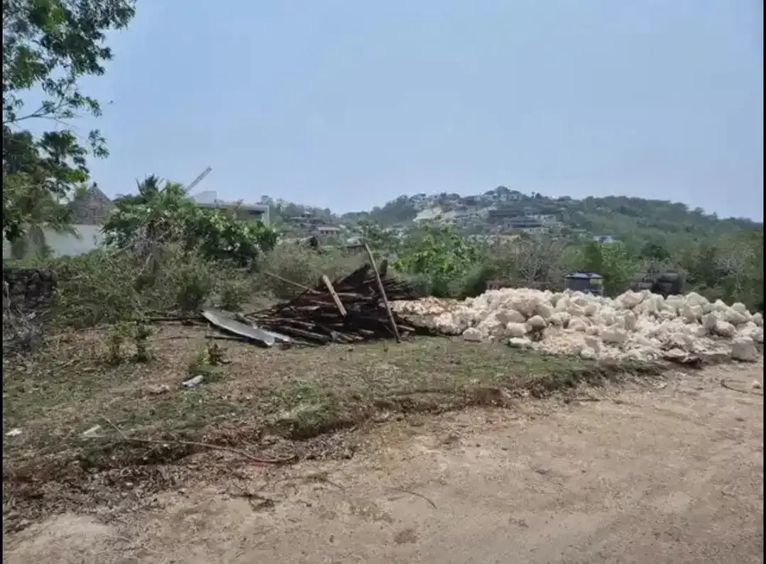 Tanah Premium area Pantai Bingin - Image 2 of 6