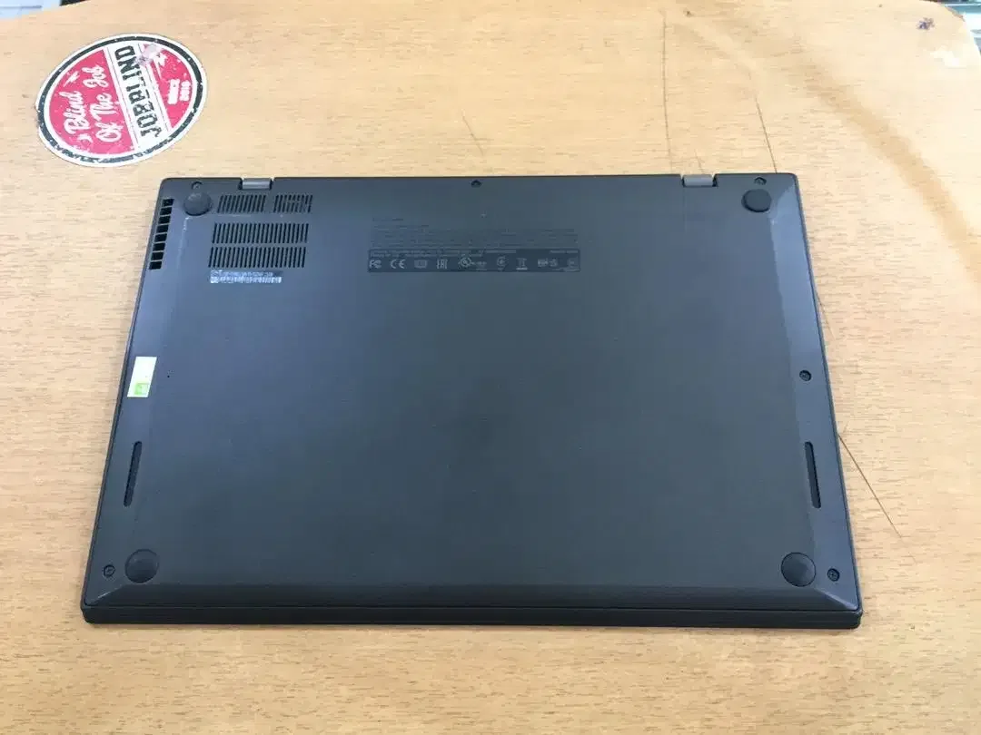 Lenovo ThinkPad X1 Carbon G3 Core i7 Ram 8GB SSD 128GN 2K Mulus Murah - Image 8 of 10