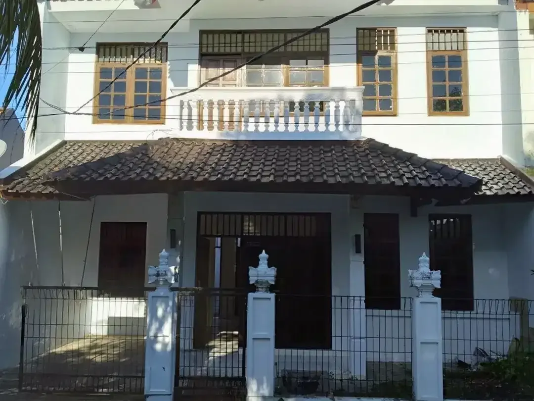 Jual Cepat Rumah 2 Lantai di Taman Griya Jimbaran Siap Huni - Image 1 of 8
