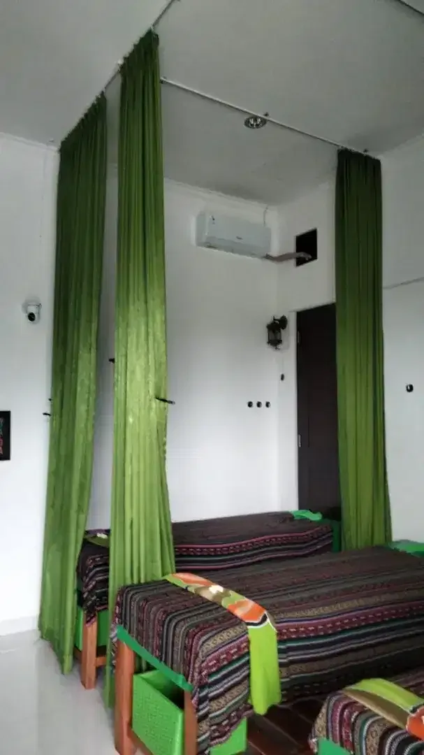 Gorden / Korden Sekat Salon/ Spa / Rumah Sakit / Klinik - Image 2 of 5