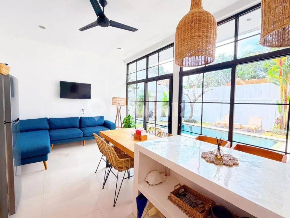 Stunning & Modern 3-Bedroom Private Pool Villa With Garden In Tumbak Bayuh Pererenan | 8 Minutes To Pererenan Beach - Image 3 of 4