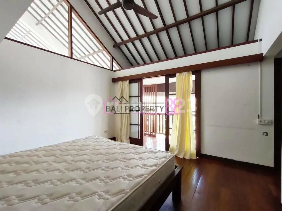 Villa Mewah Modern dengan Kolam Renang Pribadi di Sanur | 3 KT di Kutat Lestari - Image 3 of 4