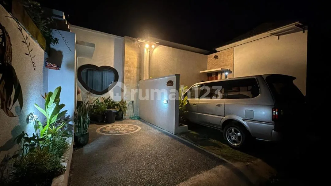 25 Th Villa Modern Tropis View Sawah 2 KT Lodtunduh Ubud - Image 2 of 4