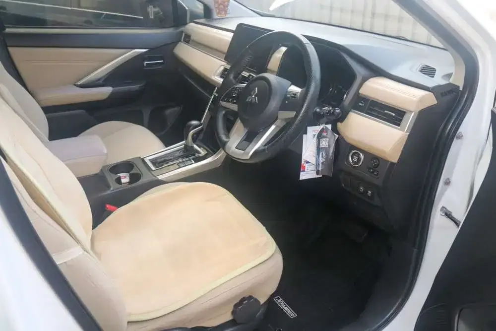 Mitsubishi Xpander 2022 Bensin - Image 7 of 10