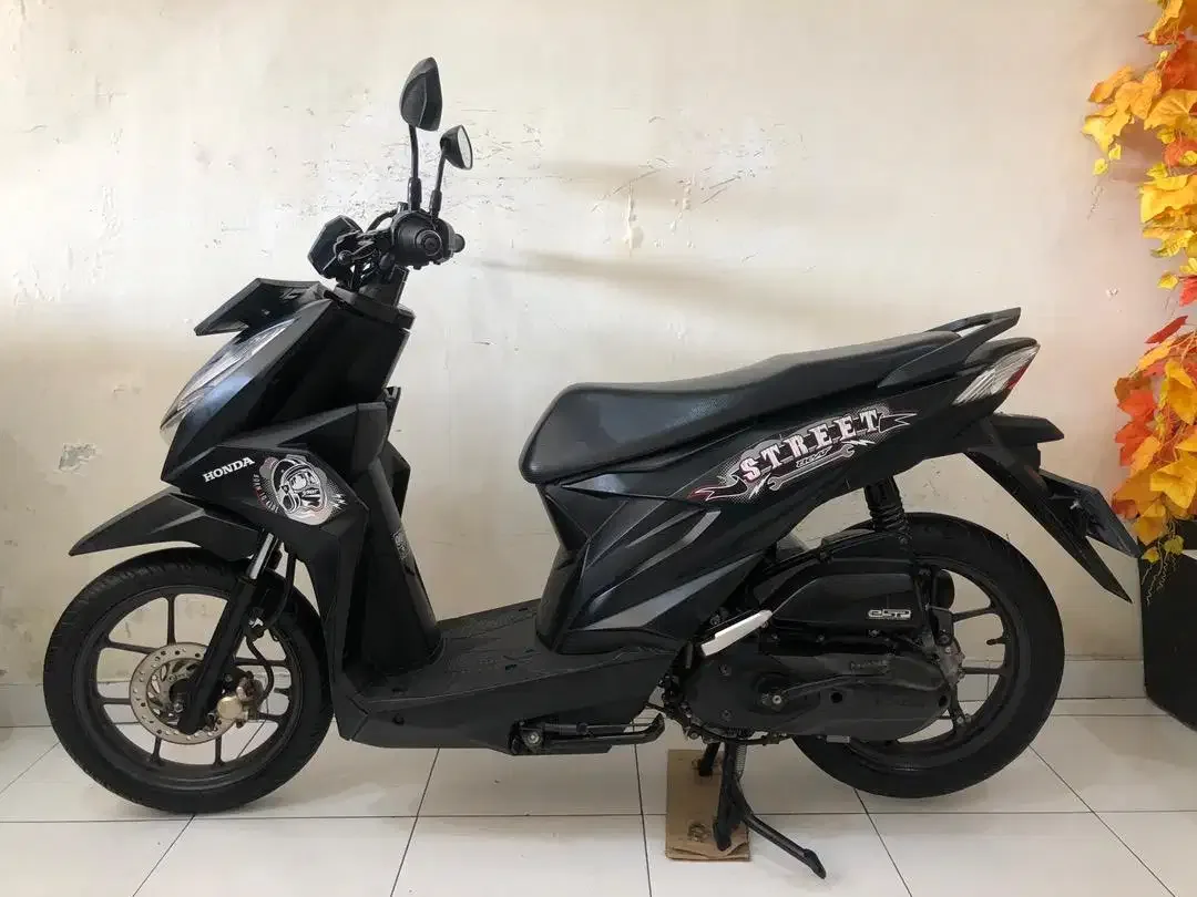 Honda Beat Street Th.2023 Black Istimewa!! - Image 1 of 10