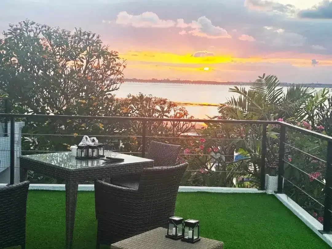 Villa Cantik Pinggir Pantai Tanjung Benoa Nusa Dua Bali - Image 4 of 10