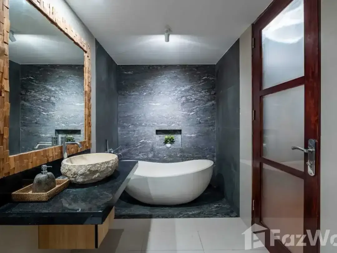 3 Bedroom Villa for sale in Kerobokan, Bali - Image 6 of 7