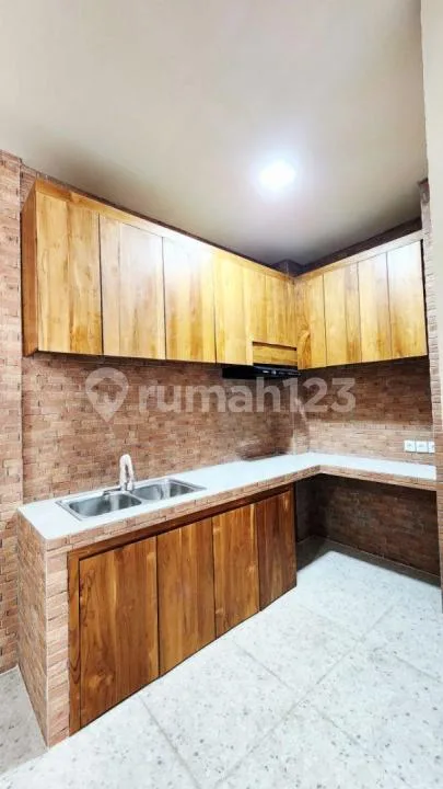 Brand New House For Sale & Rental - Prime Kerobokan Location - Image 4 of 4
