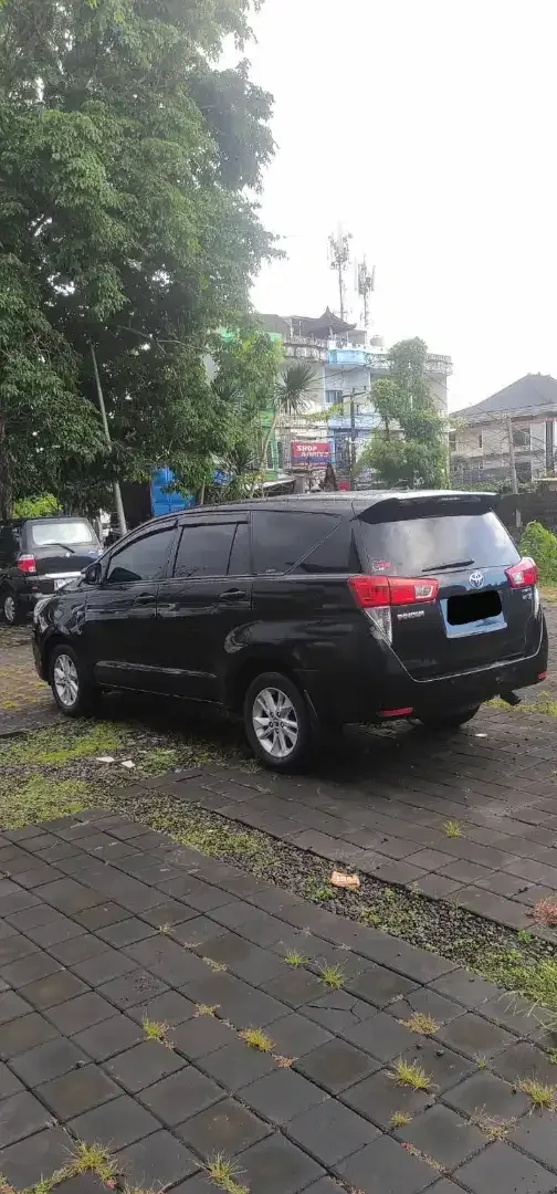 Toyota Kijang Innova Reborn 2.0 G Bensin Manual 2017 Hitam - Image 6 of 8