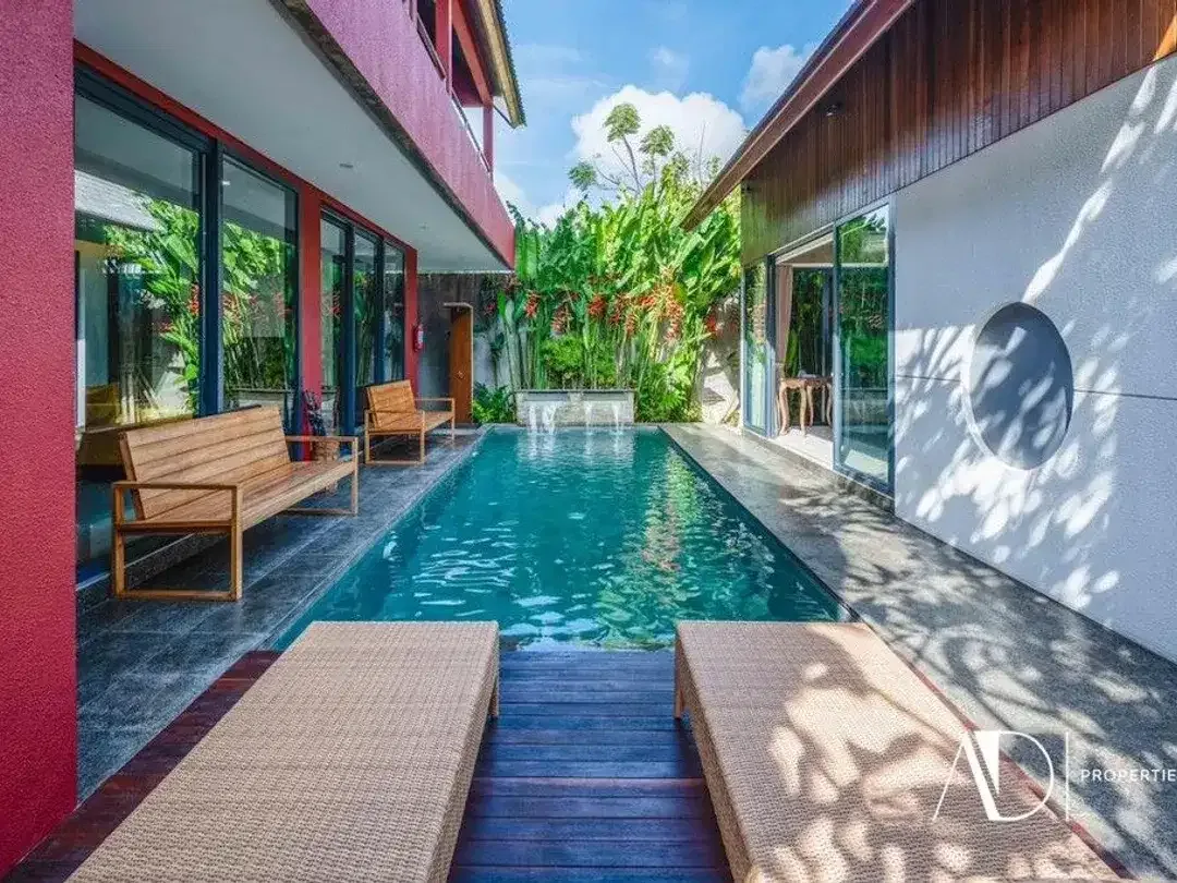 FREEHOLD | MODERN TROPICAL DESIGN VILLA IN PRIME CANGGU - Image 2 of 10