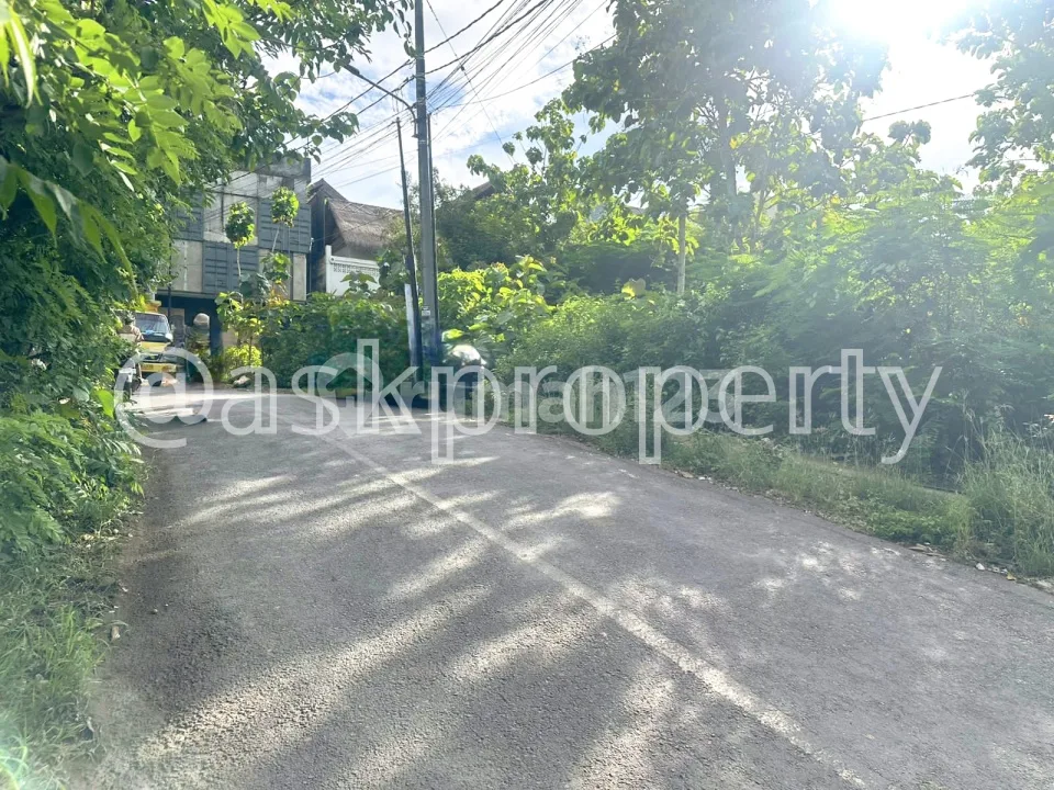 Dijual Tanah View Laut Area Komersial Dekat Bingin Beach Pecatu Bali - Image 4 of 4