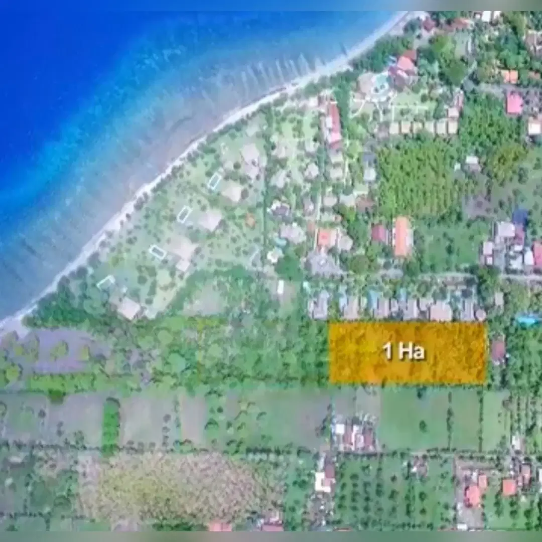 BEACHFRONT LAND FOR SALE IN SINGARAJA - Image 9 of 10