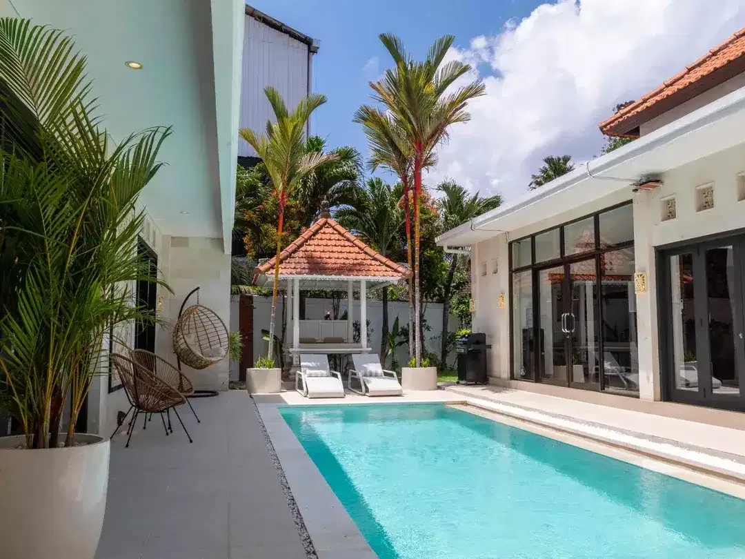 LIMITED TIME PRICE OFFER
LEASEHOLD VILLA 3BR BERAWA, CANGGU - Image 1 of 10