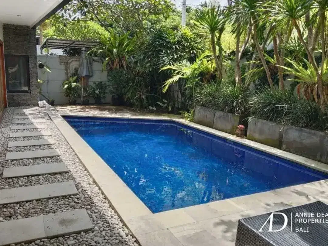 FREEHOLD | BALINESE DESIGN VILLA IN PRIME CANGGU - Image 1 of 10