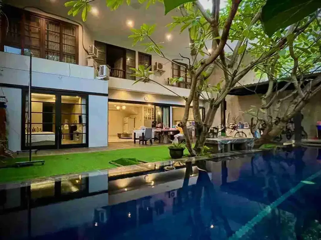 rumah mewah Tukad musi kawasan elit Denpasar selatan bali - Image 1 of 3