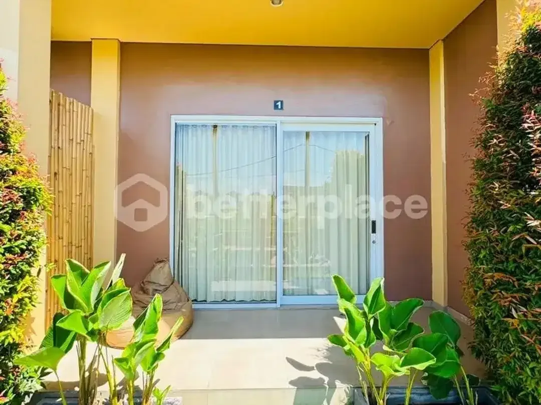 Elegant Leasehold Guesthouse in Canggu Babakan with Three Rooftop Joglo Rooms, Open Living Spaces, Rice Field Views and Prime Location - Image 5 of 10