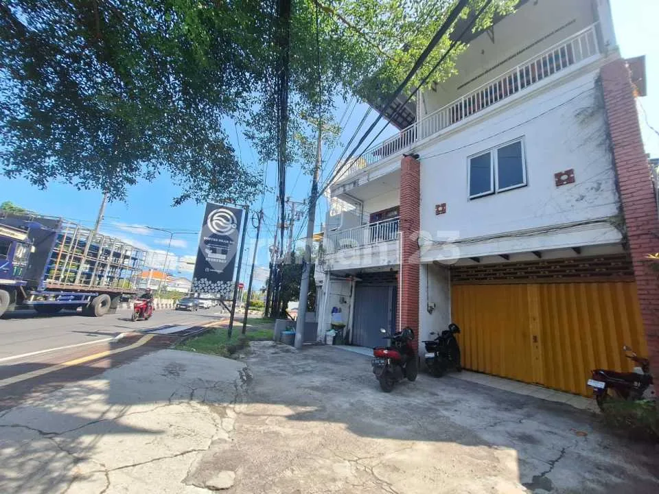 Ruko di Jual di Pusat Kota - Image 1 of 4
