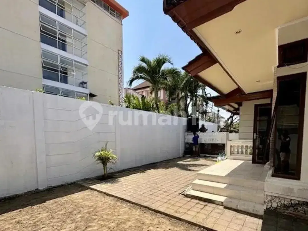 Prime Central Renon House Or Office For Rent, 370Sqm Land, 3Br, Idr 250 Million/Year - Image 3 of 5