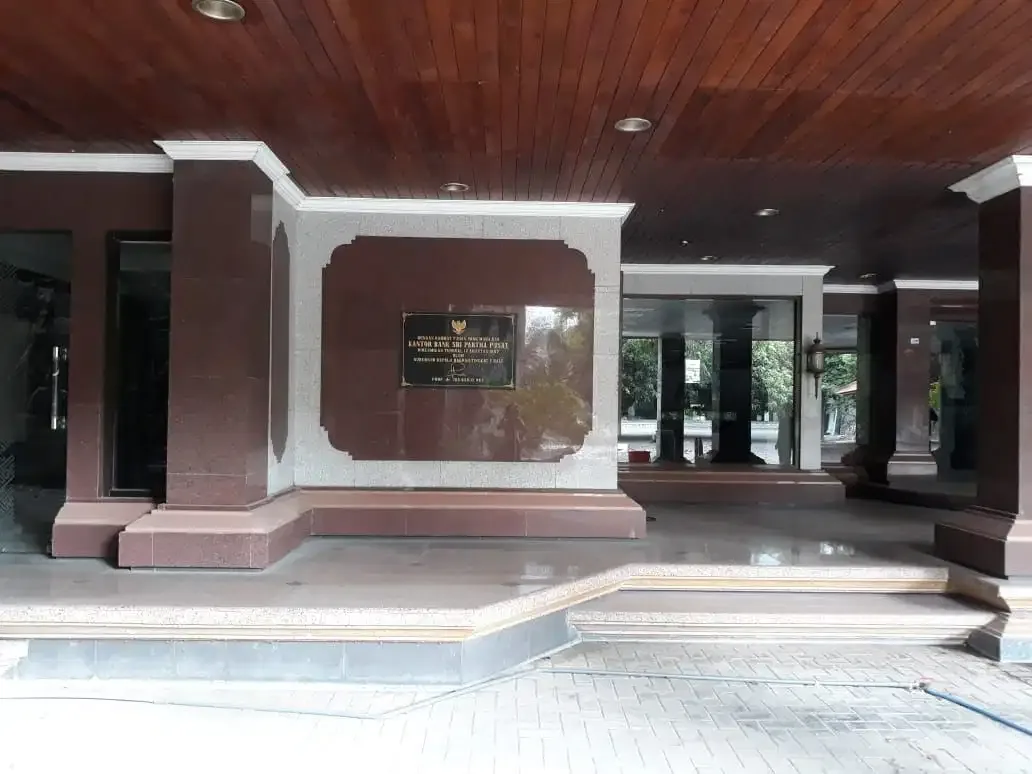 GEDUNG LANTAI 4 LOKASI DI JANTUNG KOTA DENPASAR - Image 2 of 10