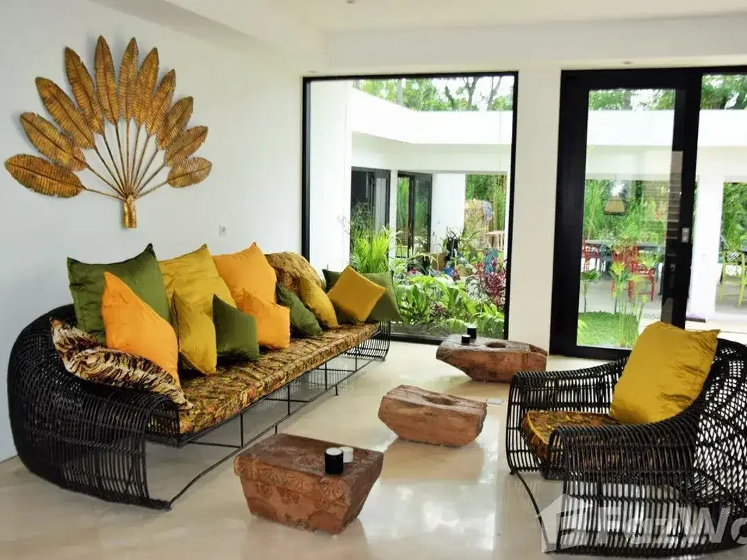 6 Bedroom Villa for sale in Tegallalang, Bali - Image 3 of 10