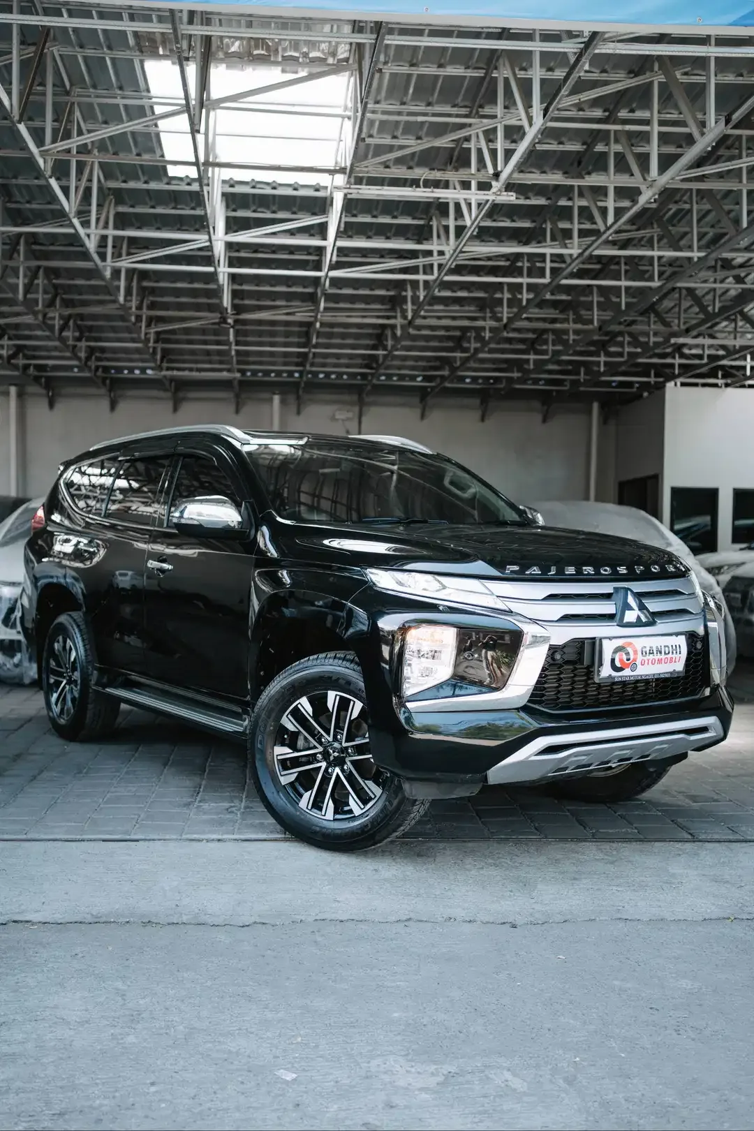 PAJERO SPORT DAKAR 2.4 DIESEL AT 2021 - Image 1 of 10