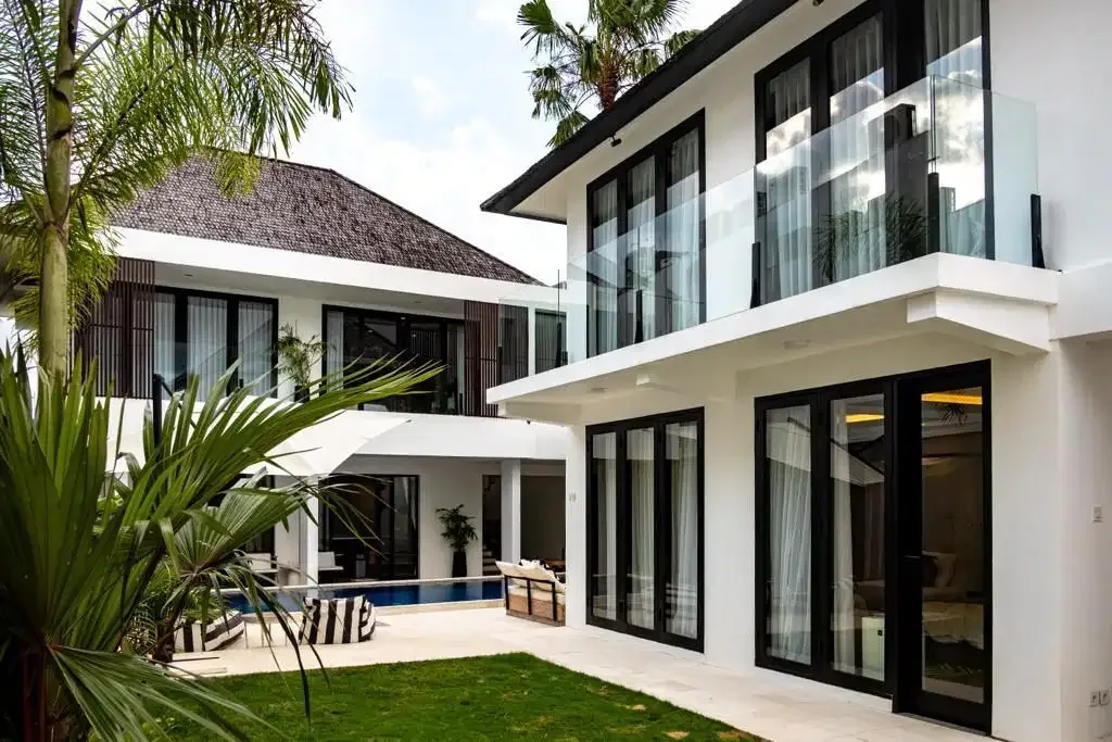 Dijual villa modern teopical style lantai 2 canggu - Image 1 of 10