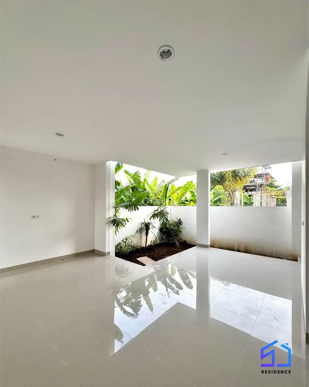 FOR SALE HUNIAN BARU ONE GATE 4 BR KAWASAN BAGUS DENPASAR SANUR - Image 4 of 8