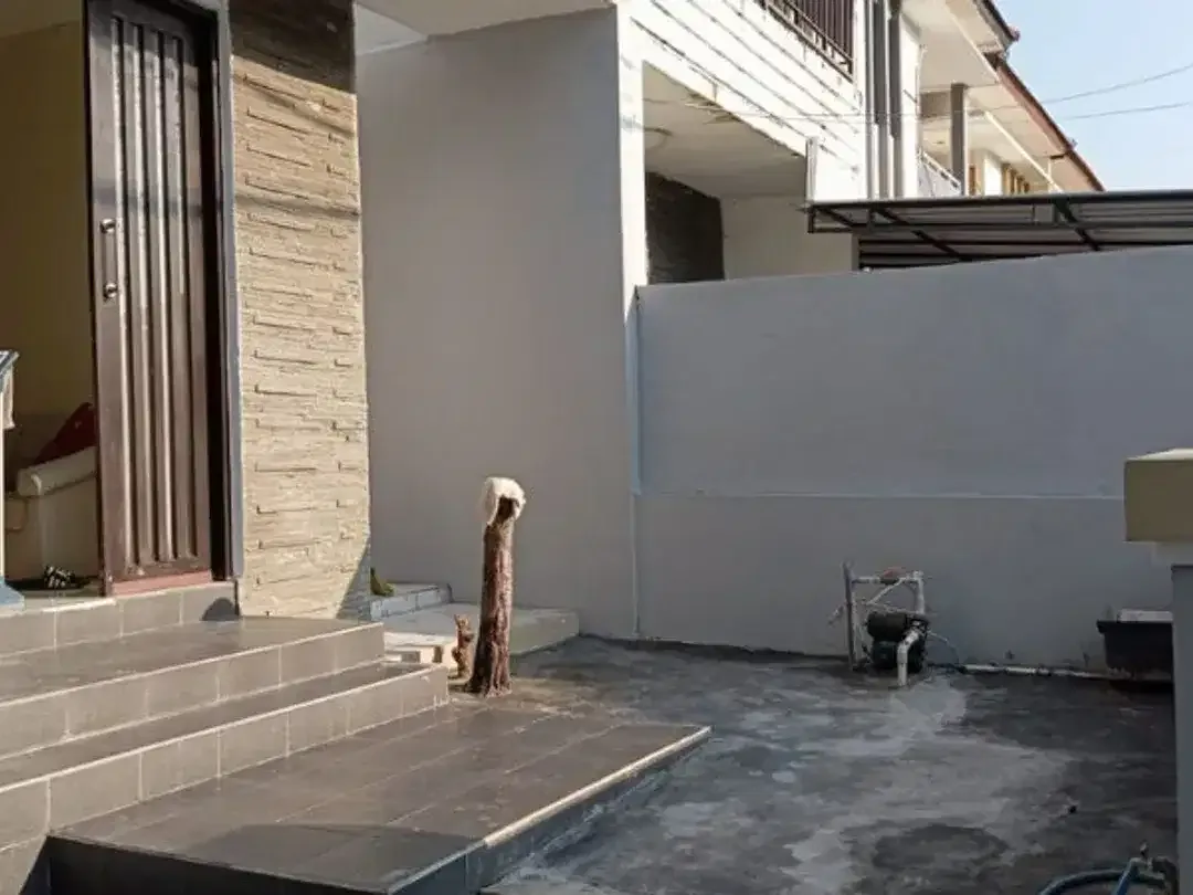 RUMAH DENGAN ONE GATE SYSTEM DI TAMAN GRIYA JIMBARAN BADUNG - Image 2 of 10