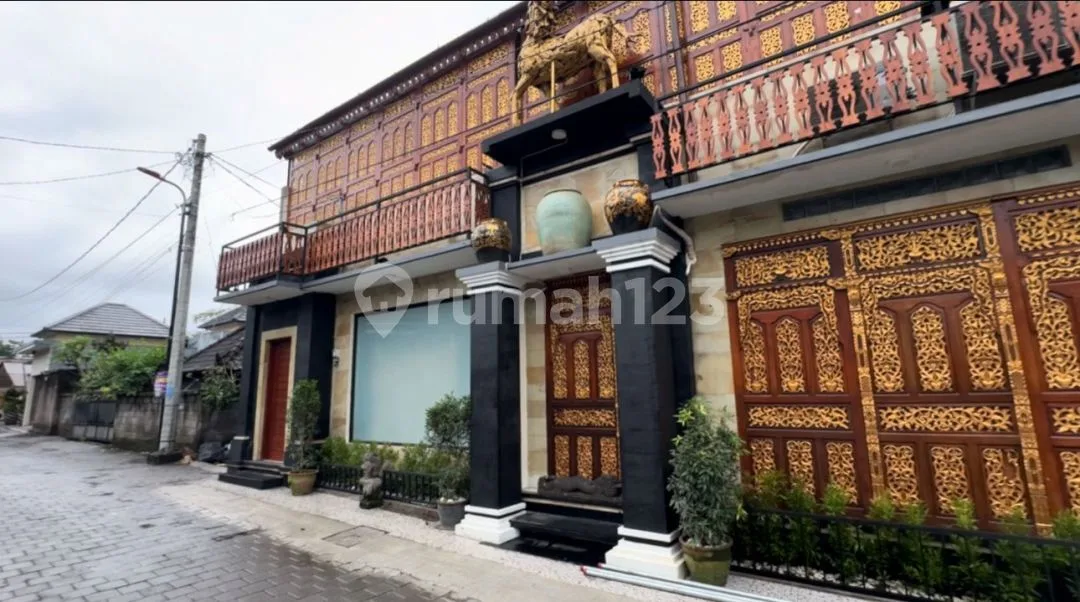 Villa Nuansa Klasik Tradisional Full Furnished Siap Huni Ubud Bali - Image 1 of 4