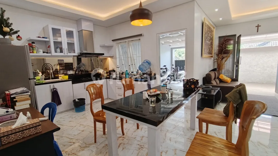 Rumah Cantik Siap Huni - Taman Mulia, Jimbaran Lokasi Strategis, Lingkungan Nyaman, dan Kondisi Rumah Sangat Terawat! Cocok untuk Keluarga Maupun Investasi.jual Rumahjalan Cempaka Jimbaran Badung - Image 3 of 4