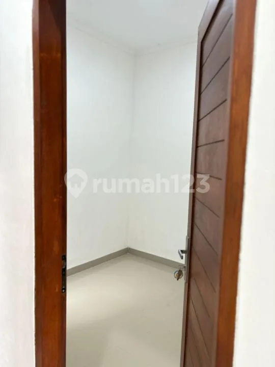 Min 2 Th Rumah 2 LT 3 KT Tukad Badung Renon Denpasar Selatan - Image 4 of 4