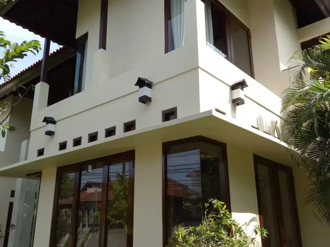 OLD MONEY LUXURY HOUSE IN PUPUTAN RENON - Image 5 of 8
