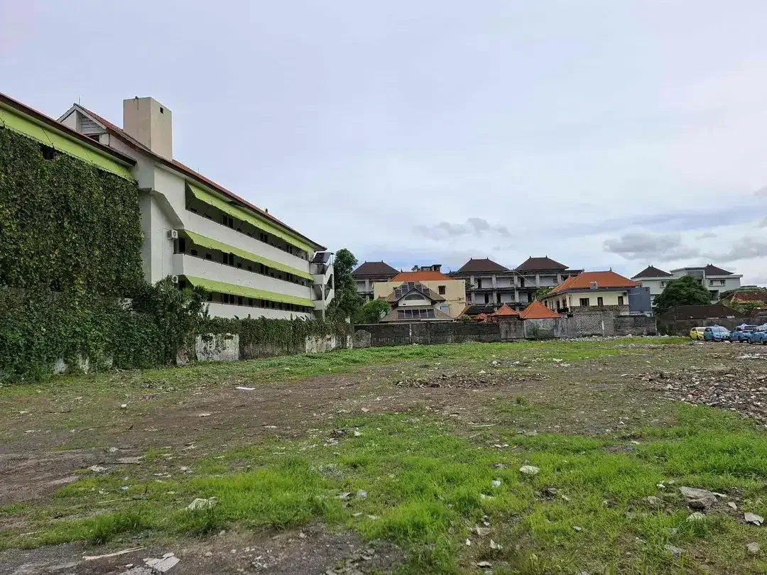 oper. kontrak. lokasi. super. strategis.  satu2 nya. - Image 1 of 10