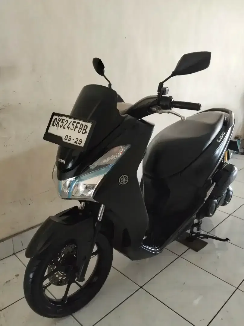 DP 2,4 JT/ BUNGA MENURUN 2% / YAMAHA LEXI 125 TAHUN 2019N - Image 2 of 6