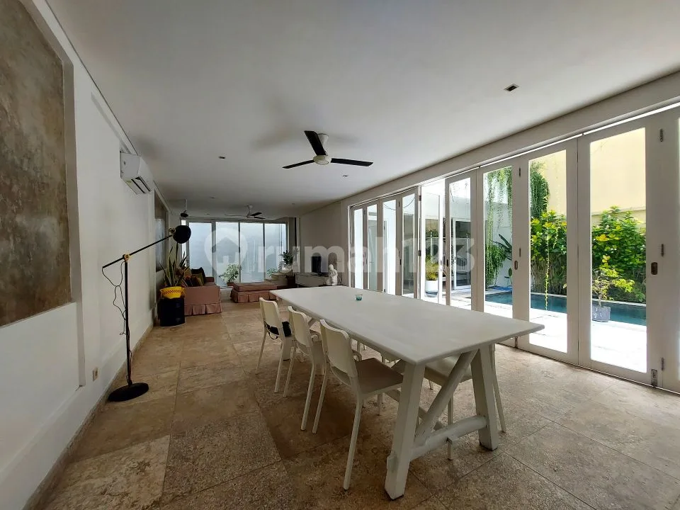 3 Bedrooms Villa Leasehold Berawa Canggu - Image 4 of 4