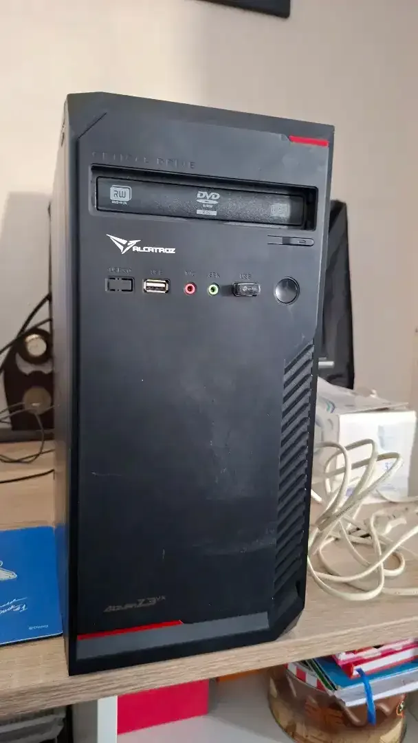 Komputer PC Intel i3 Ram 8GB Win 10 Pro - Image 3 of 7