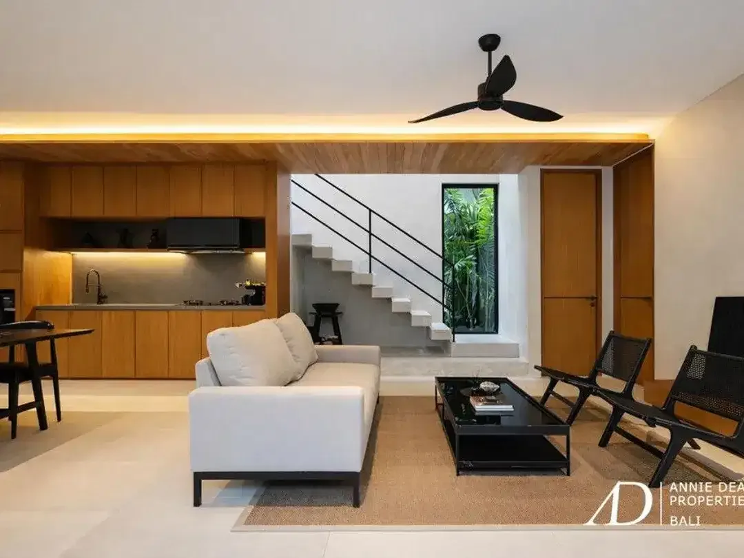 FREEHOLD | LUXURY DESIGNER VILLA IN PRIME BERAWA - CANGGU - Image 6 of 10