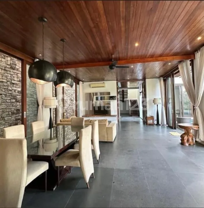 Luxury Freehold Villa For Sale In Prime Central Sanur - Image 4 of 4