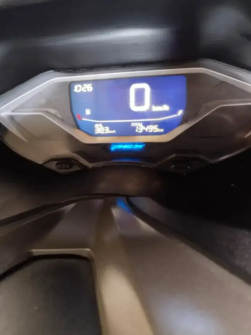DP 3,5 JT/ BUNGA MENURUN 2% / HONDA PCX 160 TAHUN 2025 - Image 7 of 8