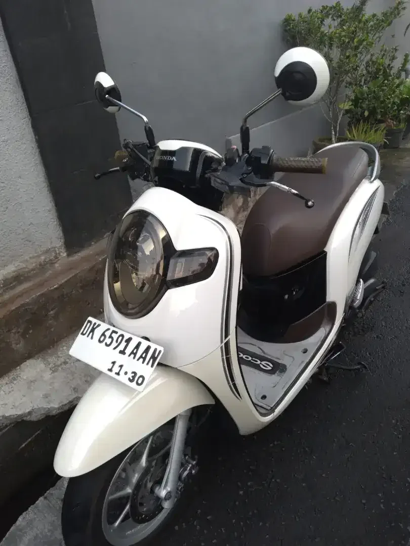 Scoopy fi tahun 2018 putih - Image 3 of 4
