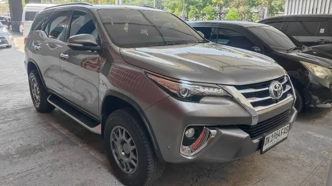 Toyota Fortuner SRZ 2016 dijual, asli Bali - Image 2 of 7