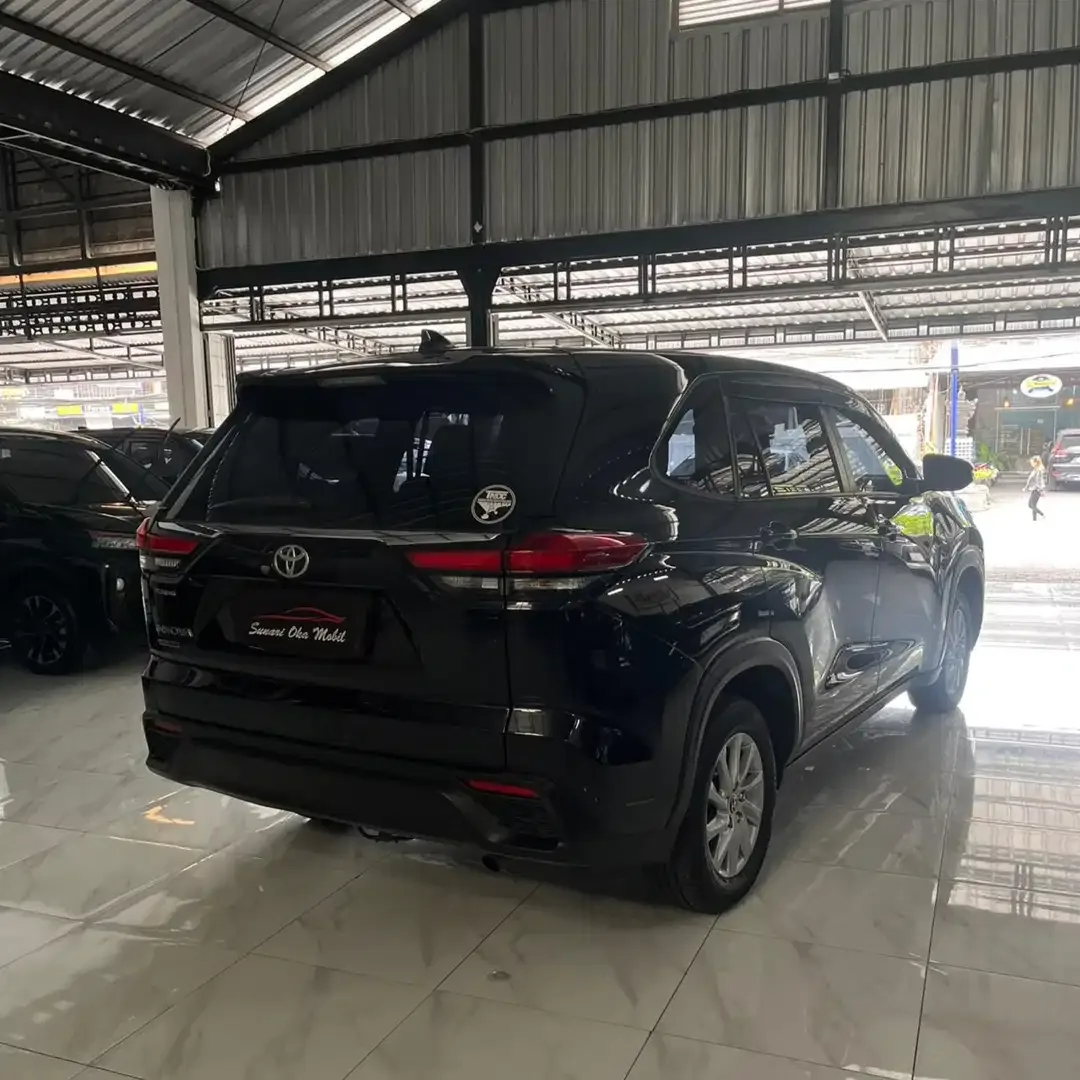 Toyota Innova zenix G - Image 4 of 6