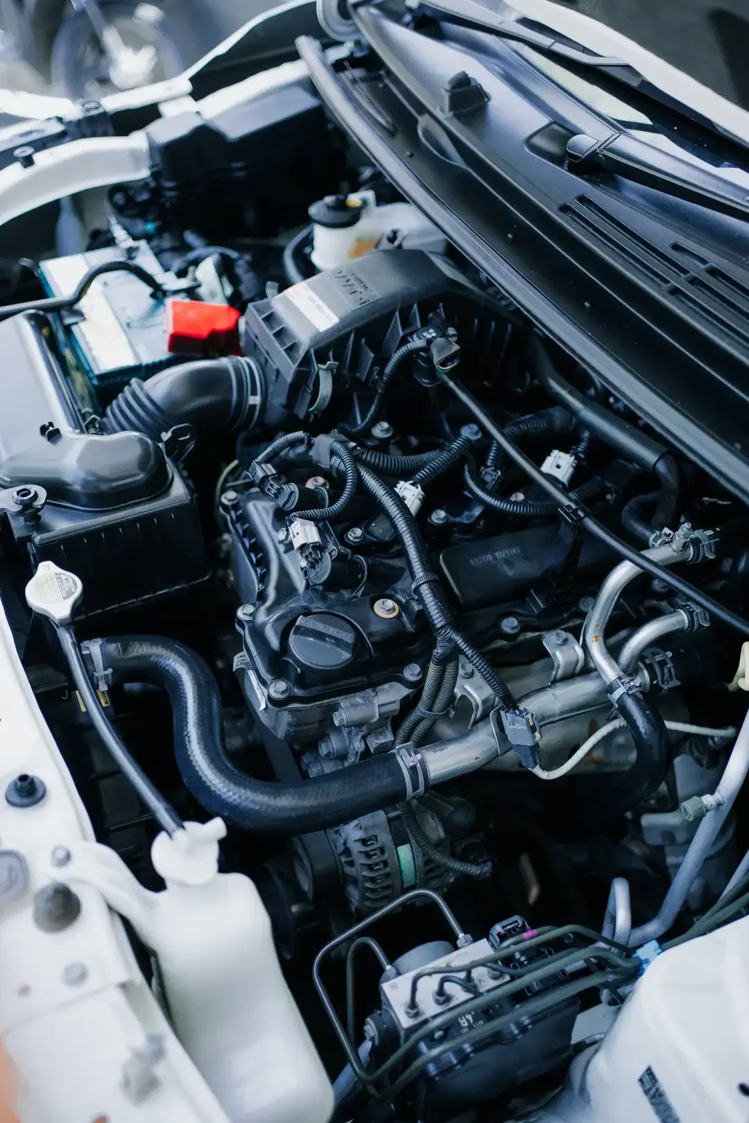 RUSH TRD SPORTIVO 1.5 AT 2020 - Image 4 of 10
